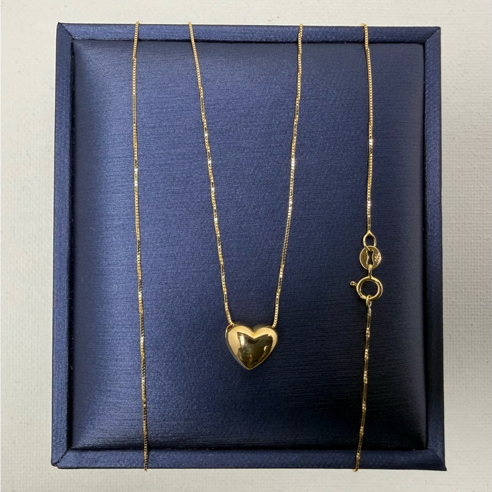 18K Genuine Gold Dainty Heart Pendant Necklace (Preowned)